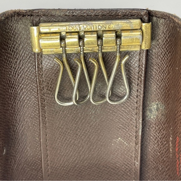 Louis Vuitton Key Case Damier Ebene - Picture 8 of 11